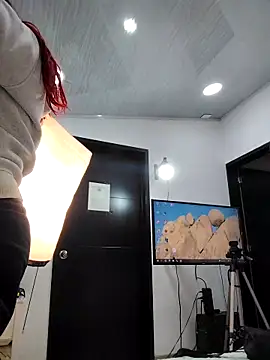 cherry canndy  online show from October 3, 2025, 9:39 am