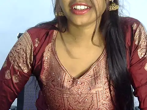Hott Noor online show from October 16, 2025, 4:41 pm