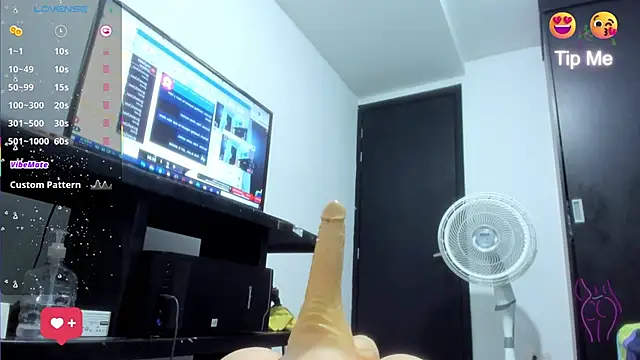 lunna noir online show from November 26, 2025, 11:17 pm