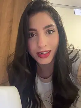 Snapshot of Alicia_vellami chatting on October 9, 2025, 3:10 pm Alicia vellami online show from October 9, 2025, 3:10 pm