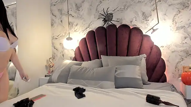 Snapshot of Alicia_vellami chatting on October 17, 2025, 3:14 pm Alicia vellami online show from October 17, 2025, 3:14 pm