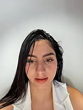 Snapshot of Alicia_vellami chatting on November 4, 2025, 8:30 pm Alicia vellami online show from November 4, 2025, 8:30 pm