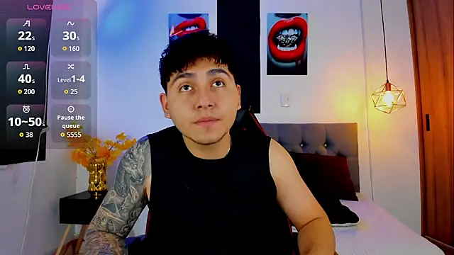 Nicolas James Sc online show from October 2, 2025, 1:40 pm