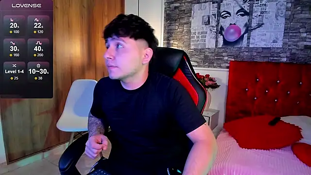 Snapshot of Nicolas_James_Sc chatting on March 27, 2026, 4:18 pm Nicolas James Sc online show from March 27, 2026, 4:18 pm