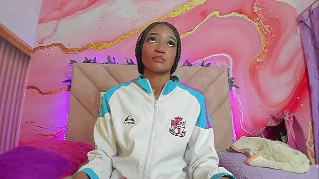 Snapshot of Taylor_oriana_ chatting on September 29, 2025, 10:53 am Taylor oriana online show from September 29, 2025, 10:53 am