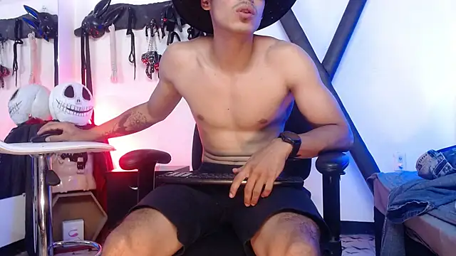 Snapshot of subarashi_ishi69 chatting on October 1, 2025, 6:14 pm subarashi ishi69 online show from October 1, 2025, 6:14 pm