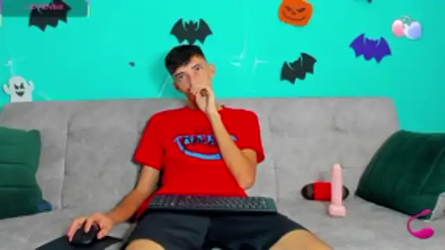 Maikol Ortiz online show from November 3, 2025, 12:50 pm