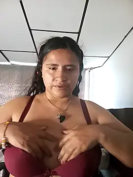 SaraDirty- online show from September 27, 2025, 9:53 pm