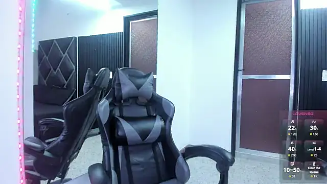 Snapshot of Charlotte-Star chatting on September 24, 2025, 9:29 pm Charlotte-Star online show from September 24, 2025, 9:29 pm