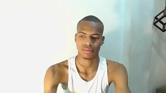 Snapshot of criss_zuri chatting on October 9, 2025, 11:30 am criss zuri online show from October 9, 2025, 11:30 am