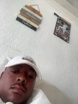Snapshot of DaddyMyles chatting on June 2, 2026, 8:38 am DaddyMyles online show from June 2, 2026, 8:38 am