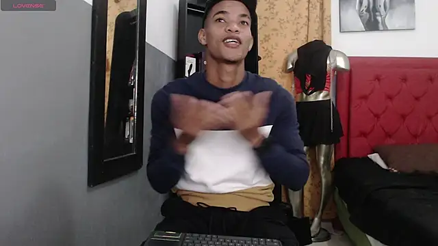 Snapshot of David_s3xy chatting on September 15, 2025, 5:24 pm David s3xy online show from September 15, 2025, 5:24 pm