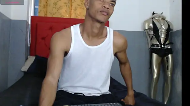 Snapshot of David_s3xy chatting on October 29, 2025, 2:52 pm David s3xy online show from October 29, 2025, 2:52 pm