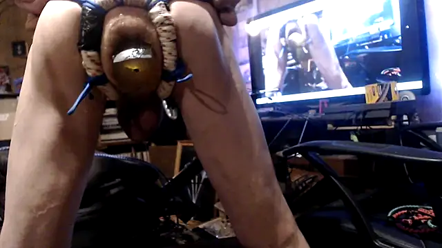 BiglovelyXXL online show from November 10, 2025, 5:17 am