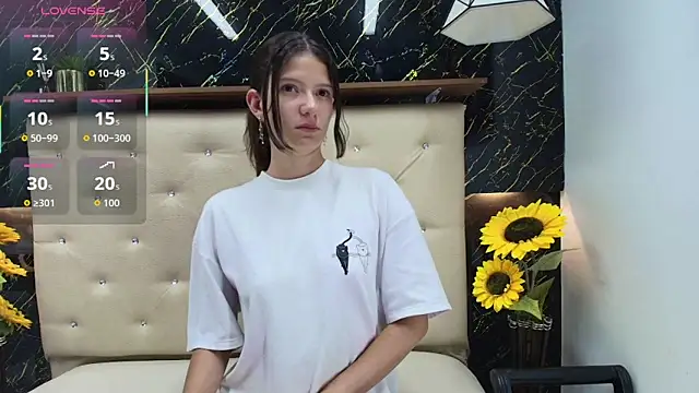 Ruby-Blaze  online show from September 10, 2025, 9:37 pm