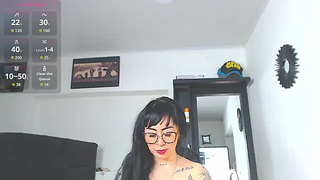 Vicky hotmilf online show from April 28, 2026, 11:15 am