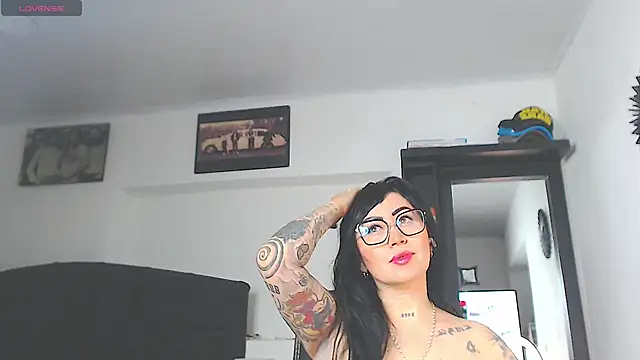 Vicky hotmilf online show from May 1, 2026, 8:08 am