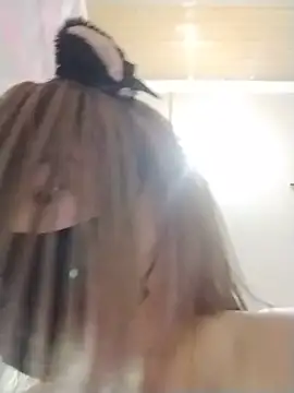 Helen69x online show from June 18, 2026, 3:18 am