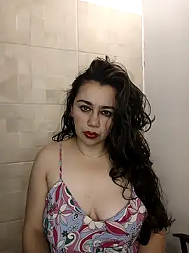 sexy-latina1 online show from September 26, 2025, 4:49 am