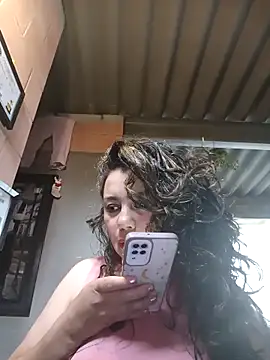 sexy-latina1 online show from October 28, 2025, 4:20 pm