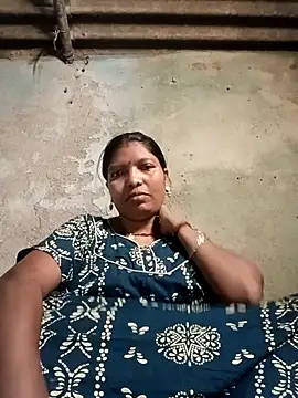 Jivika Jaiswal online show from February 3, 2026, 10:59 pm