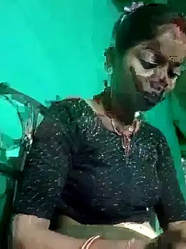 Hema4545 online show from October 17, 2025, 9:28 pm