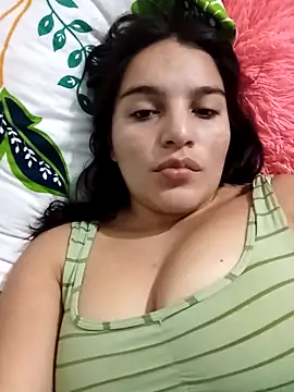 chloe 90 online show from December 17, 2025, 12:49 am