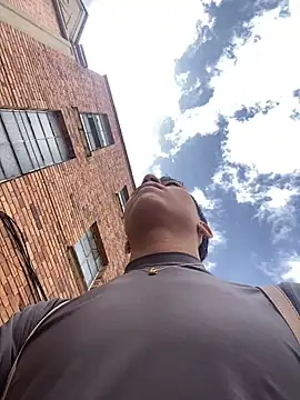 Thiago blsd online show from September 12, 2025, 6:52 pm