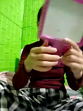 Tin tanny online show from December 22, 2025, 11:51 am