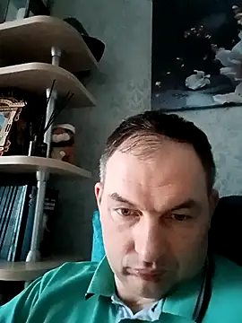 SummerArthur online show from November 6, 2025, 11:22 am