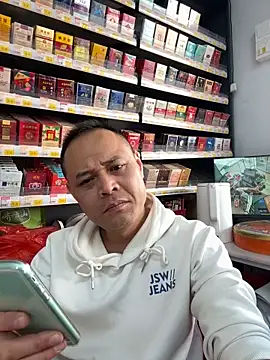 dajiba4718 online show from December 18, 2025, 7:14 am