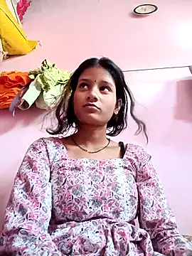 Hot Mayra  online show from October 17, 2025, 7:22 am