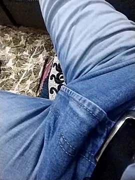 bisexdon online show from October 7, 2025, 3:20 pm