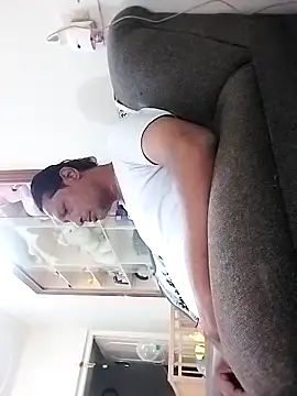 bisexdon online show from October 31, 2025, 6:25 am