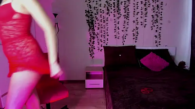 Snapshot of Kitty_Mila chatting on September 13, 2025, 8:14 am Kitty Mila online show from September 13, 2025, 8:14 am