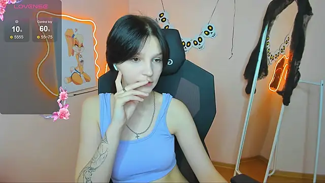 AudreyyKim online show from November 4, 2025, 8:13 am