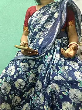 desi boudi87 online show from November 1, 2025, 11:34 am