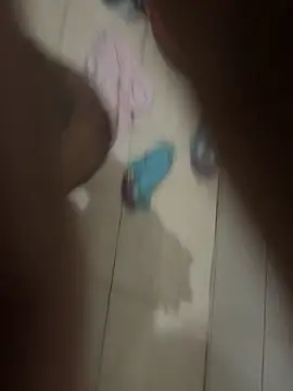 Snapshot of FromVnz chatting on October 21, 2025, 1:34 pm FromVnz online show from October 21, 2025, 1:34 pm