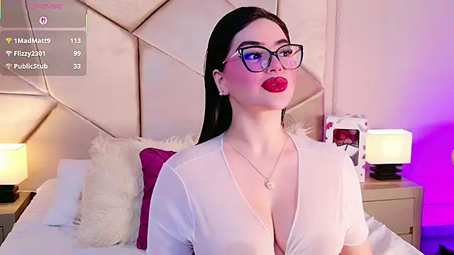 Catalina-Malave online show from March 17, 2026, 2:38 am