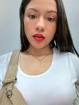 CHARLOTTE  05 online show from February 2, 2026, 12:26 pm