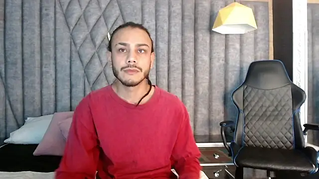 Boss Domiinator online show from October 11, 2025, 3:06 am