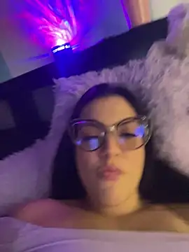 alilith online show from November 20, 2025, 7:35 pm