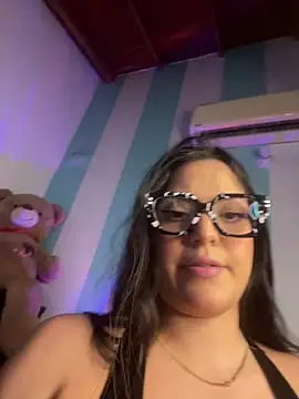 Snapshot of alilith chatting on February 11, 2026, 7:41 pm alilith online show from February 11, 2026, 7:41 pm