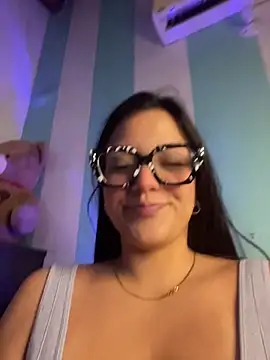 Snapshot of alilith chatting on February 17, 2026, 8:15 pm alilith online show from February 17, 2026, 8:15 pm