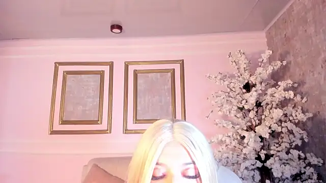 AnaVelvett online show from September 29, 2025, 7:51 pm