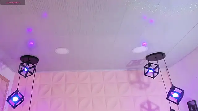 AnaVelvett online show from October 21, 2025, 1:45 pm