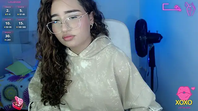 Snapshot of sasha_17_ chatting on September 17, 2025, 3:57 pm sasha 17 online show from September 17, 2025, 3:57 pm