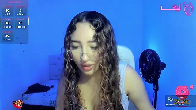 Snapshot of sasha_17_ chatting on October 1, 2025, 2:56 pm sasha 17 online show from October 1, 2025, 2:56 pm