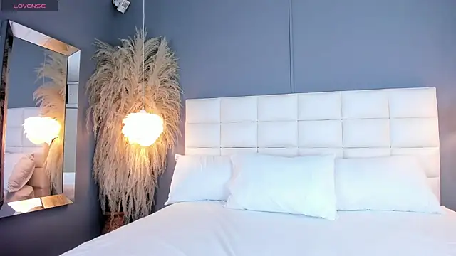 Snapshot of AnastasiaBlare chatting on October 15, 2025, 5:13 pm AnastasiaBlare online show from October 15, 2025, 5:13 pm