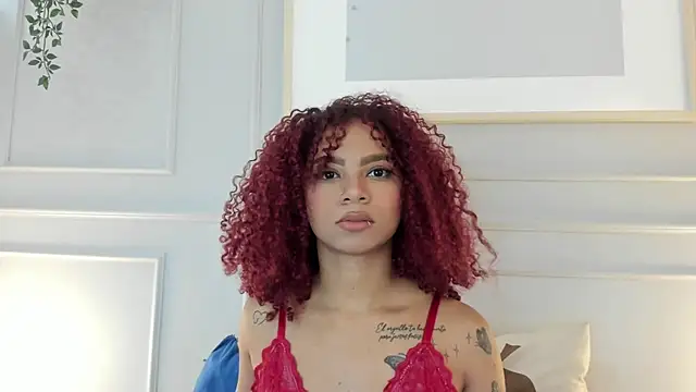 Snapshot of Skarleth_bm chatting on August 5, 2026, 7:17 pm Skarleth bm online show from August 5, 2026, 7:17 pm
